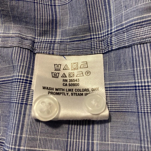 NWOT Tommy Hilfiger Long Sleeve Dress Shirt L (16-16 1/2 32/33) - Picture 9 of 15